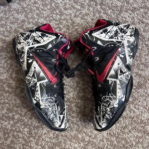 Nike Lebron 11 graffiti nike shoes